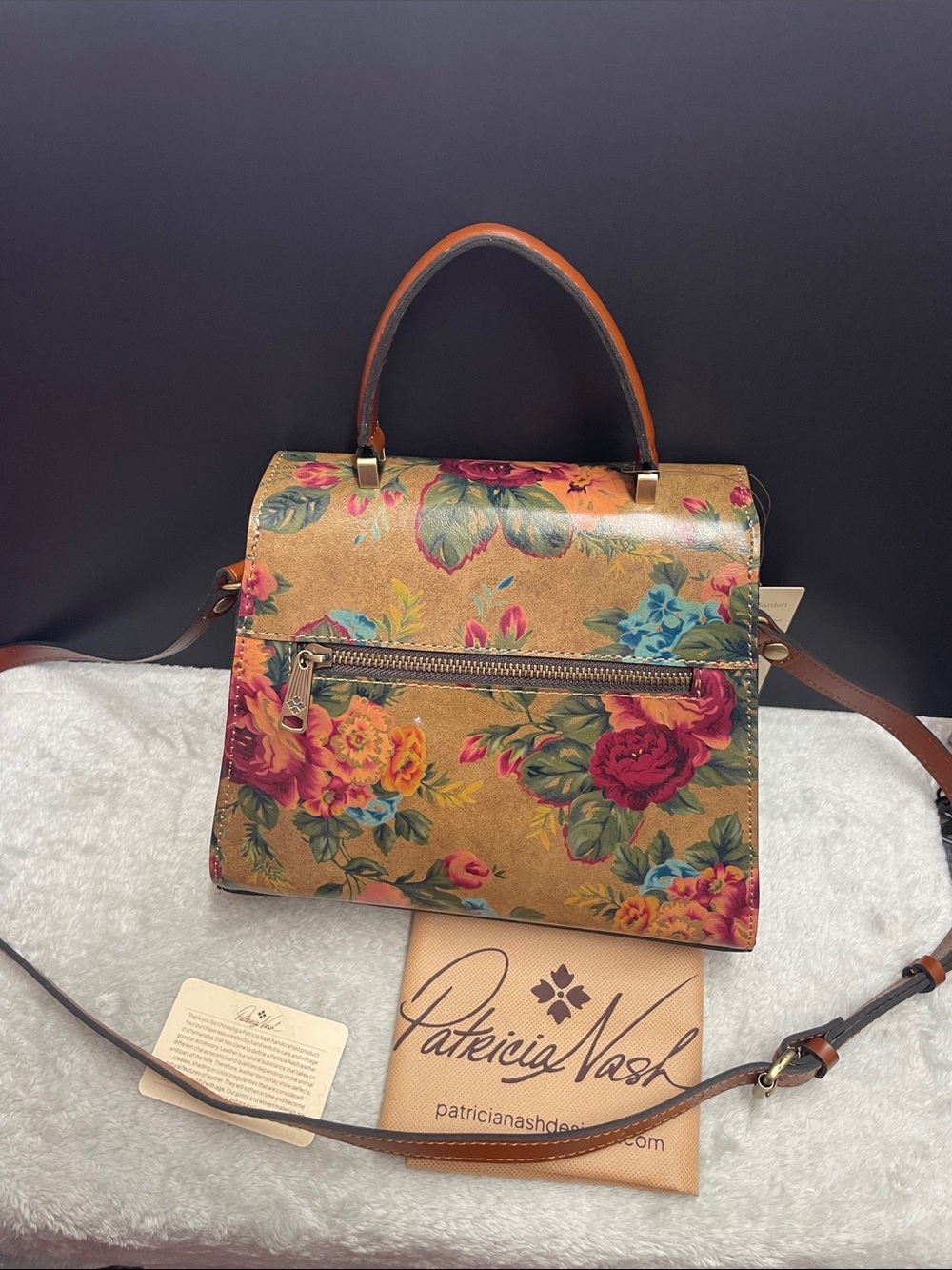 NWT Patricia Nash ‘Chauny’ Victorian Garden Satchel - Picture 2 of 15